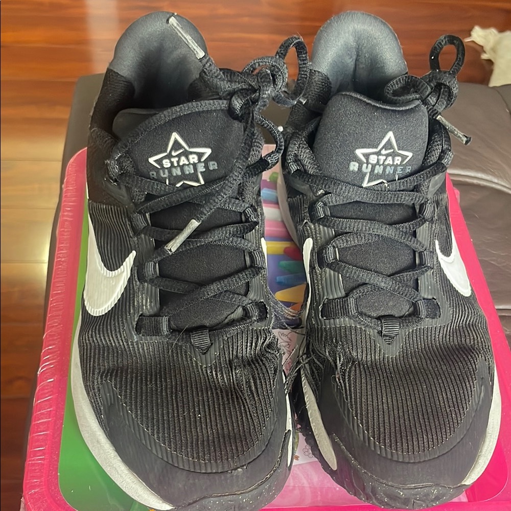 Nike Star Runner Black Sneakers